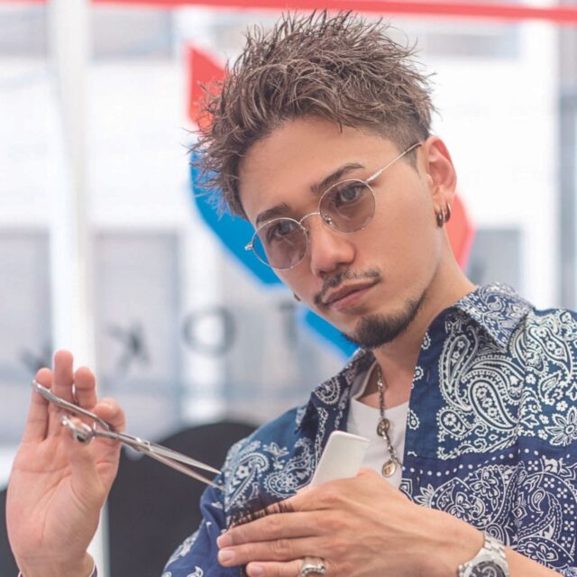 KAMISMA【カミスマ】 2-stars 出井直助